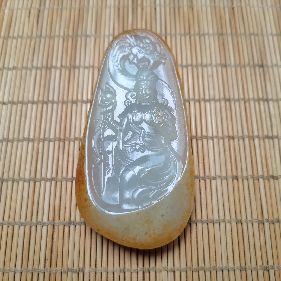 新疆和田玉玉龙观音66克