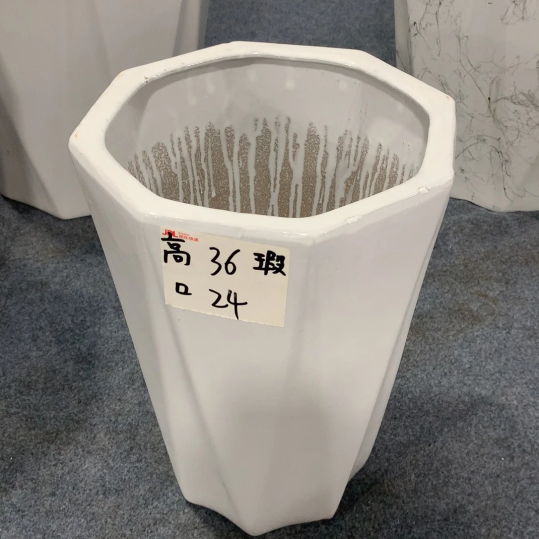 微瑕高温陶瓷大花盆