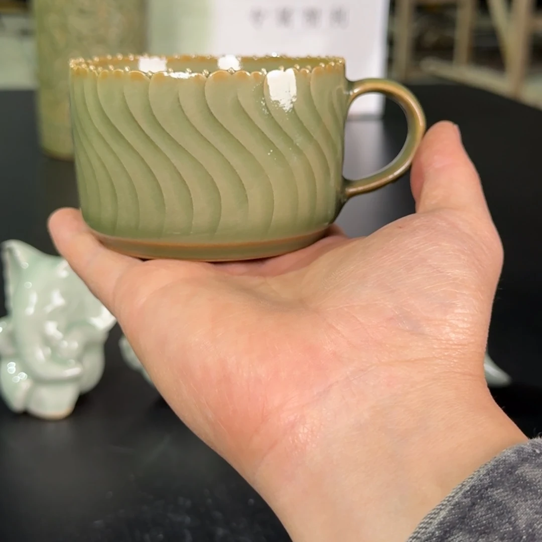微瑕    咖啡杯  菊瓣  仰山品物