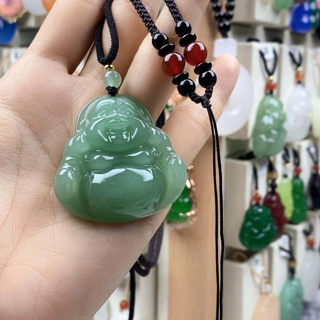 一***店石英质玉未镶嵌颈饰