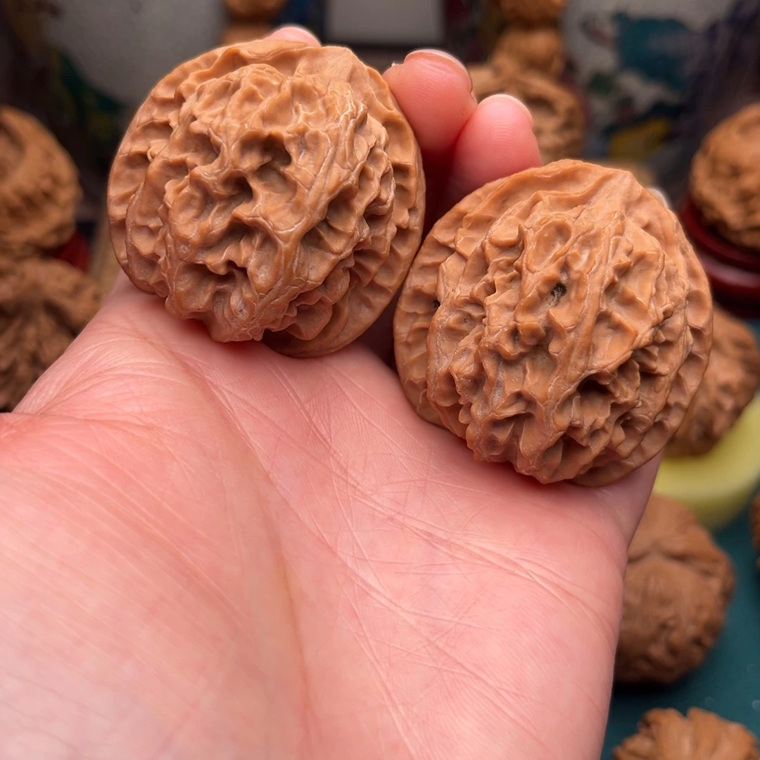 文玩核桃把件苹果园