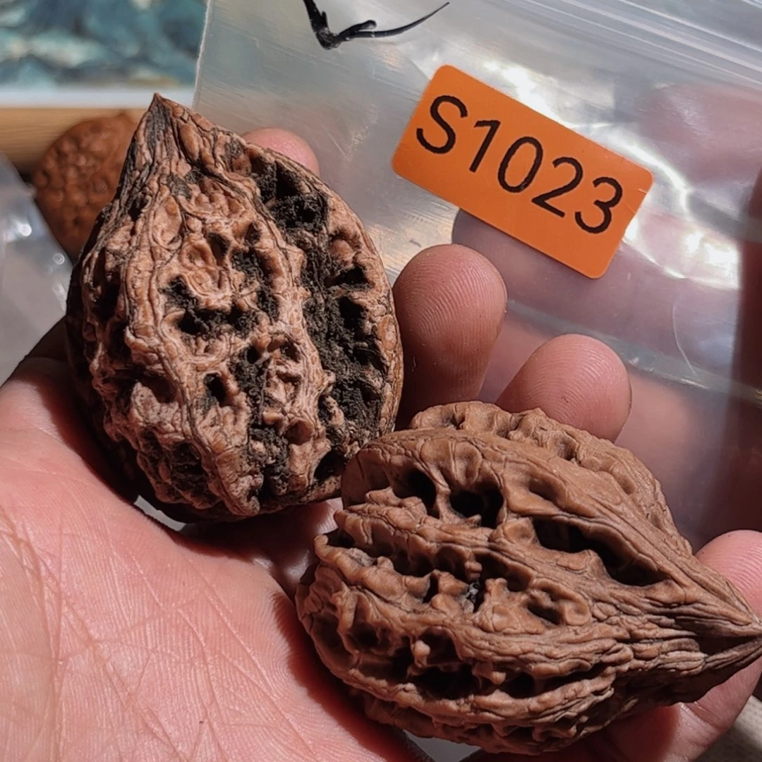 文玩核桃把件h****d大故事