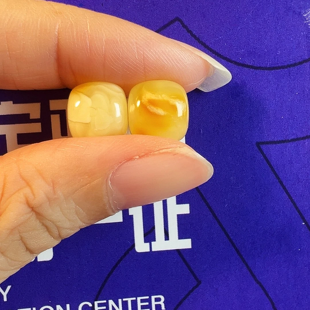 蜜蜡未镶嵌颈饰10mm沁色老型单珠