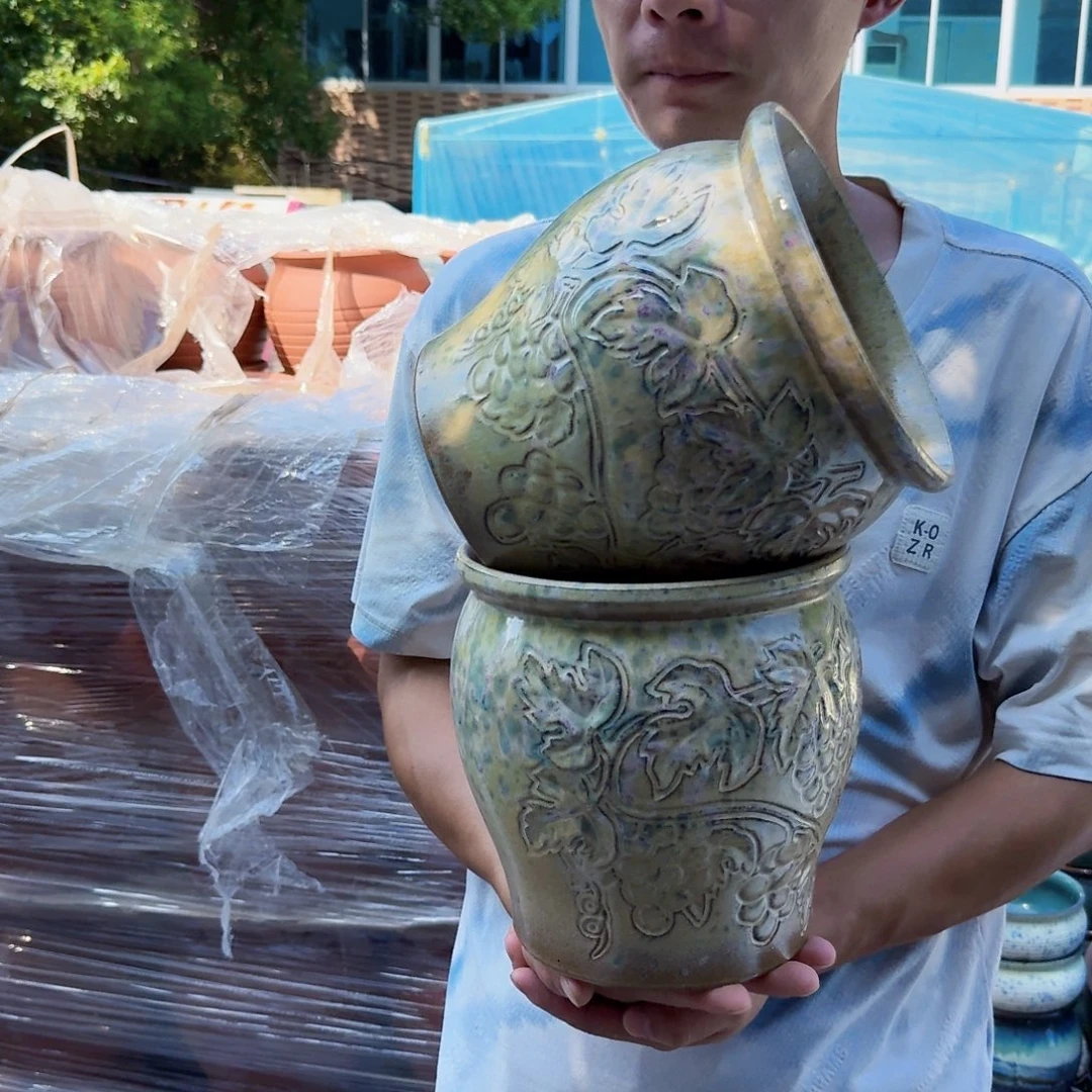 紫砂花盆口20高20（葡萄彩色两个