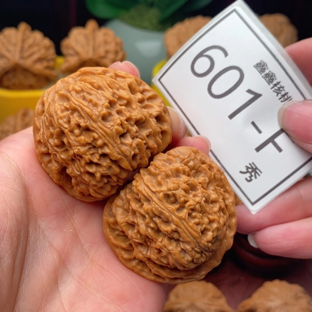 文玩核桃把件南疆42