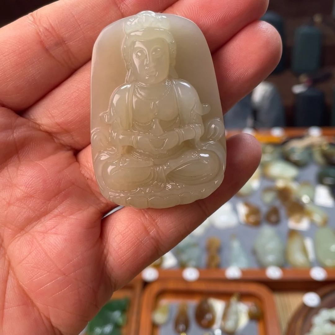 颈饰未镶嵌和田玉