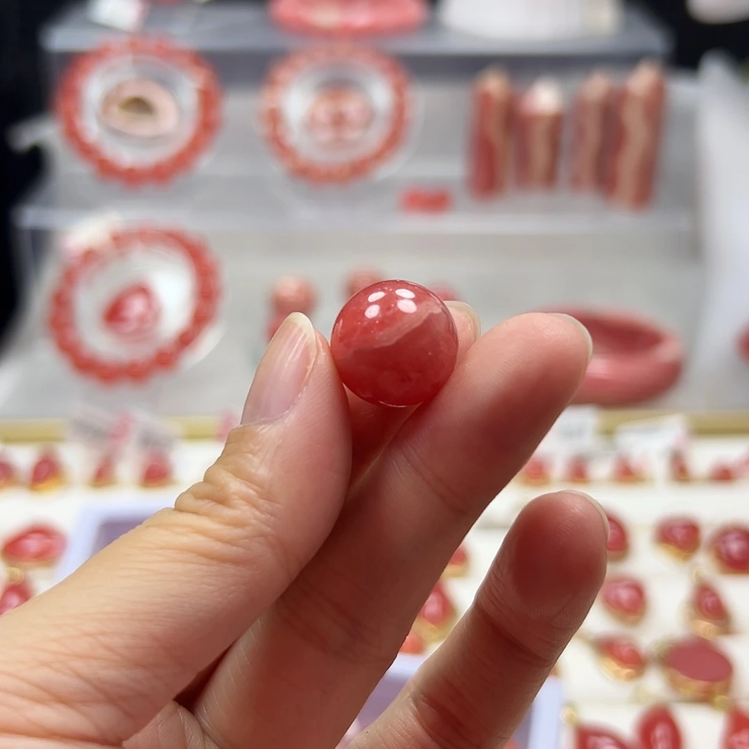 红***杉菱锰矿（红纹石）未镶嵌单珠