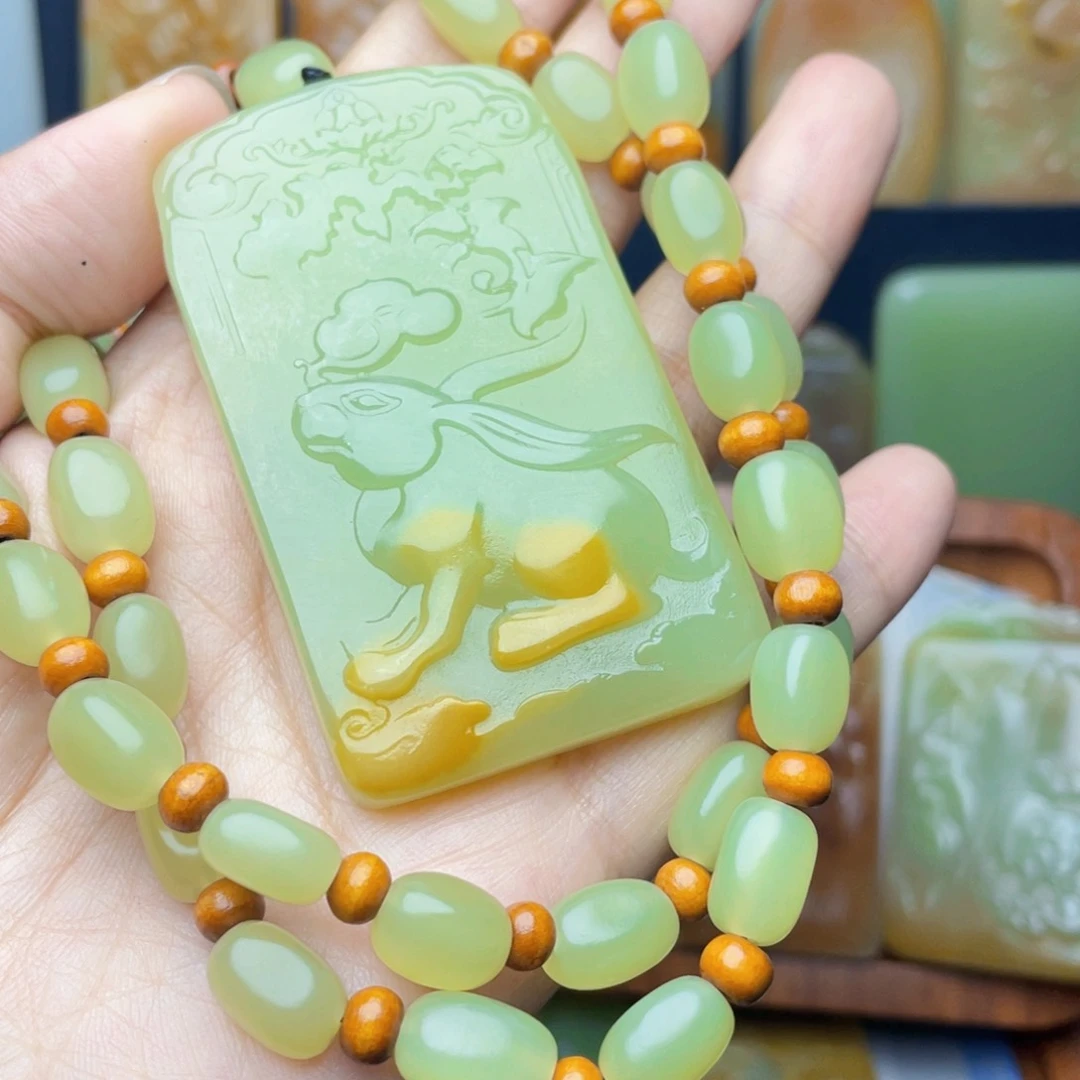 金***二新疆昆仑山料牌形