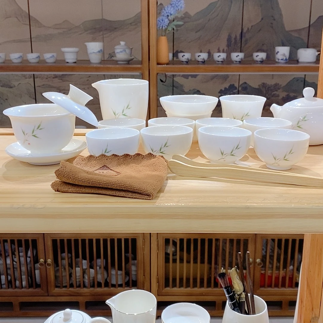 墨城羊脂玉瓷茶具套装