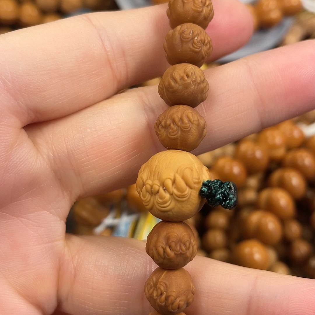 薛***龙核桃全品吞噬。