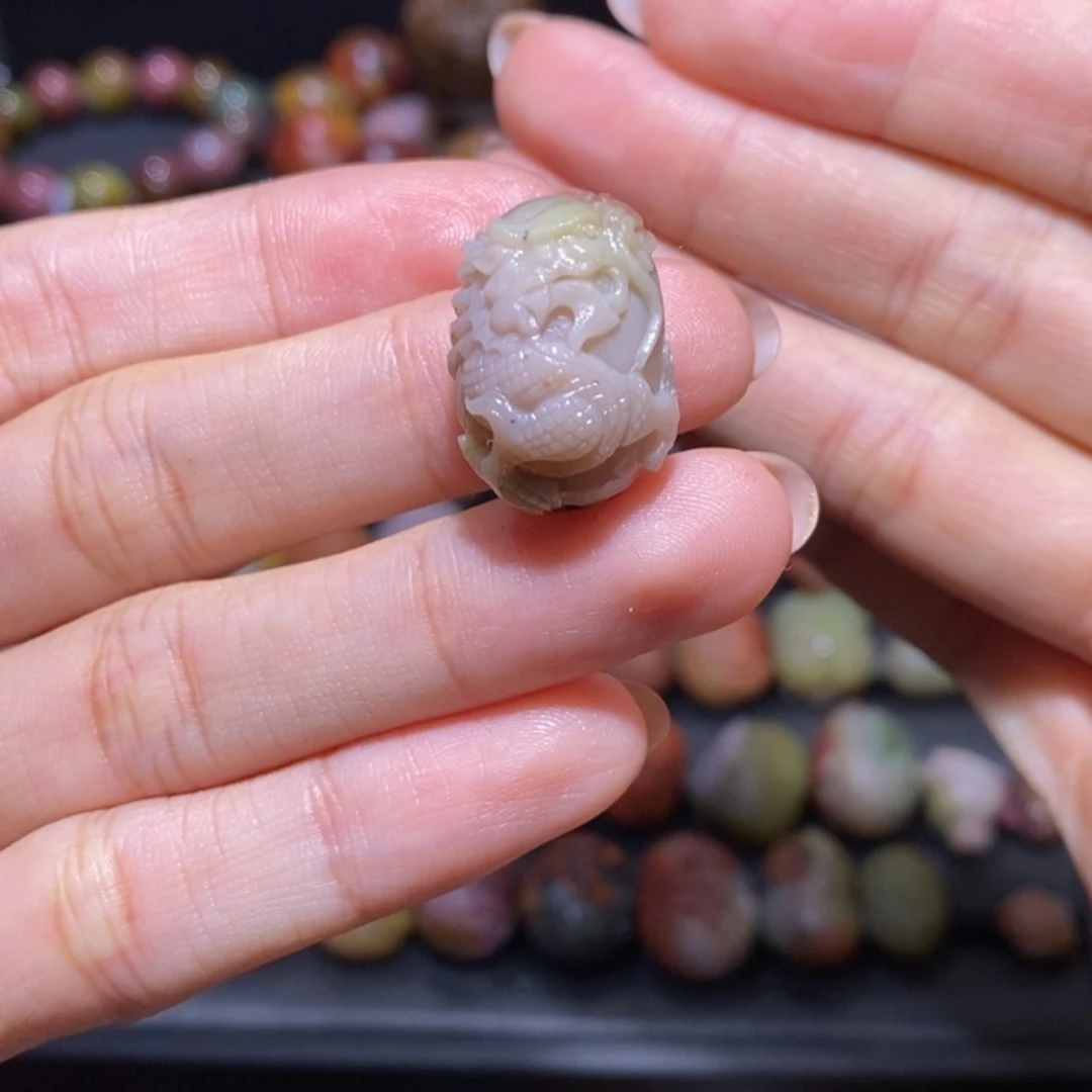 【闪购商品】未镶嵌手链玛瑙/玉髓盐源玛瑙。龙蛋蛋