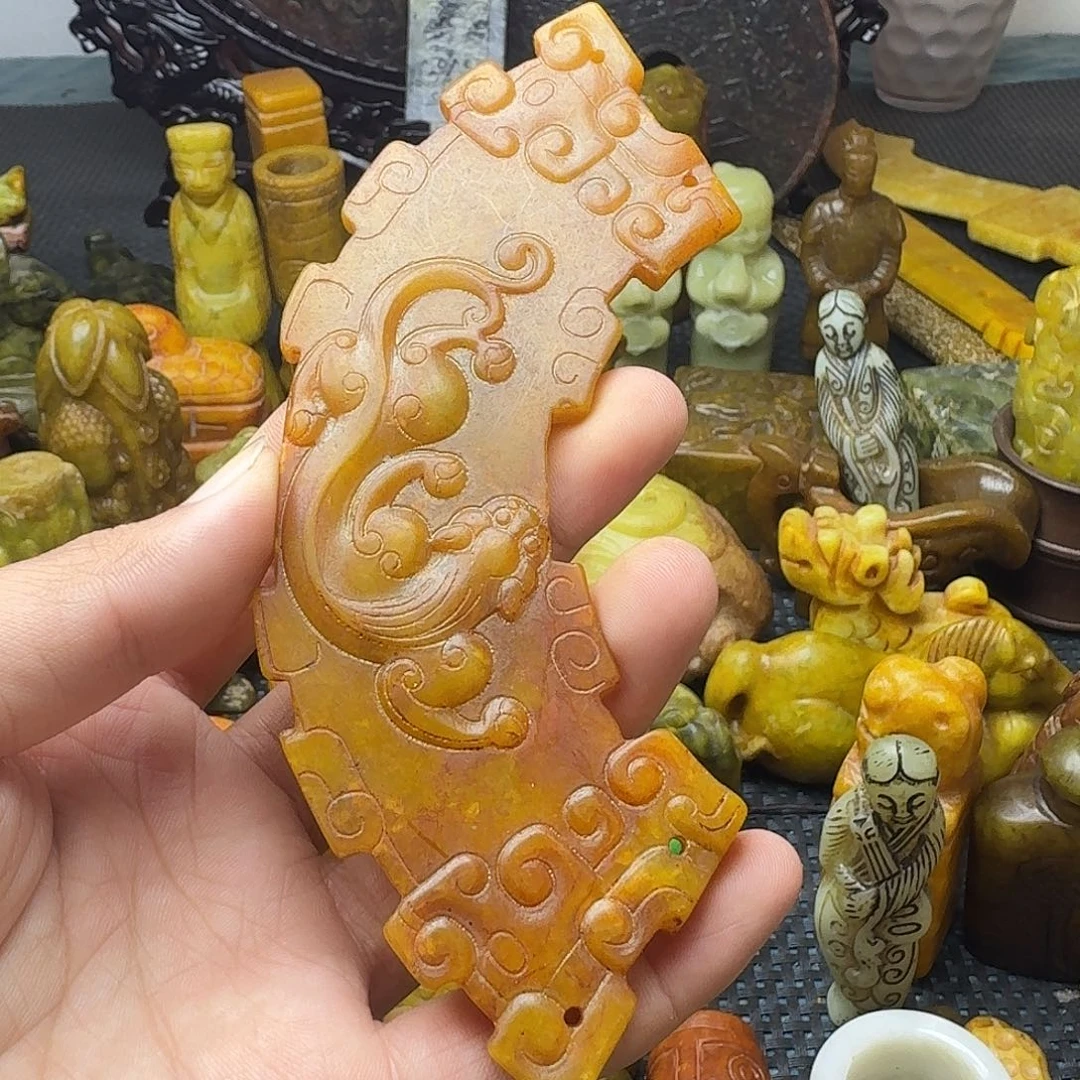 白玉菩提吊坠。。。