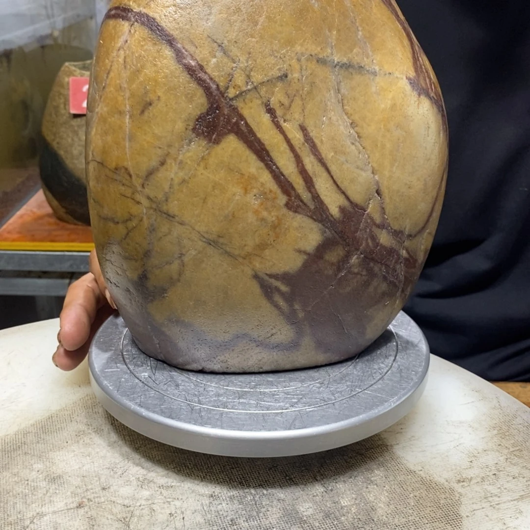 南***北石头花瓶非常漂亮