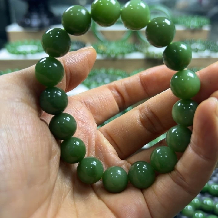 未镶嵌手链和田玉（碧玉）