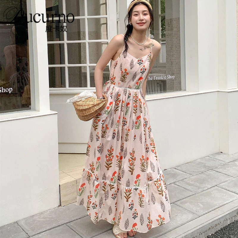 2025夏季新款法式收腰吊带纯棉连衣裙女波西米亚风高腰显瘦长裙子