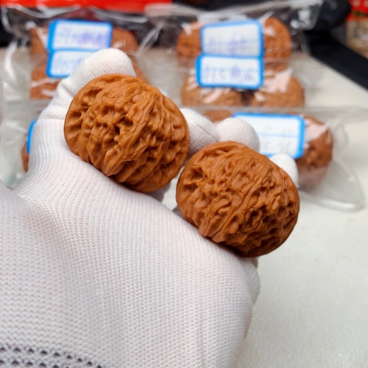 文玩核桃吊坠41尺磨盘