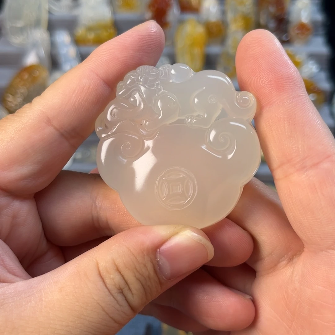 玛瑙/玉髓未镶嵌颈饰