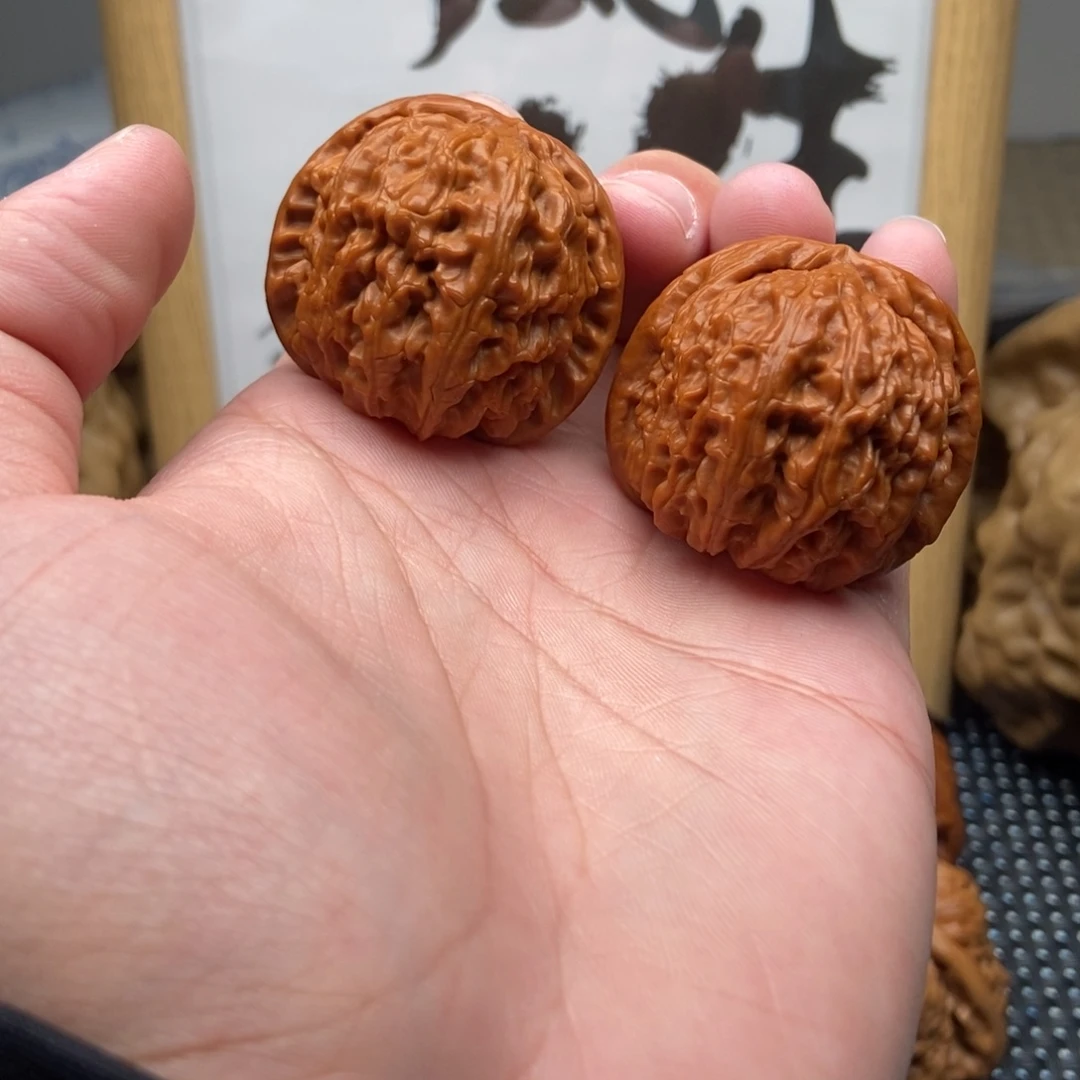 文玩核桃吊坠39球白