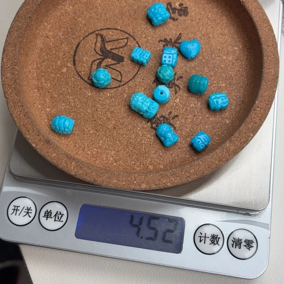 索***绳绿松石未镶嵌绿松石