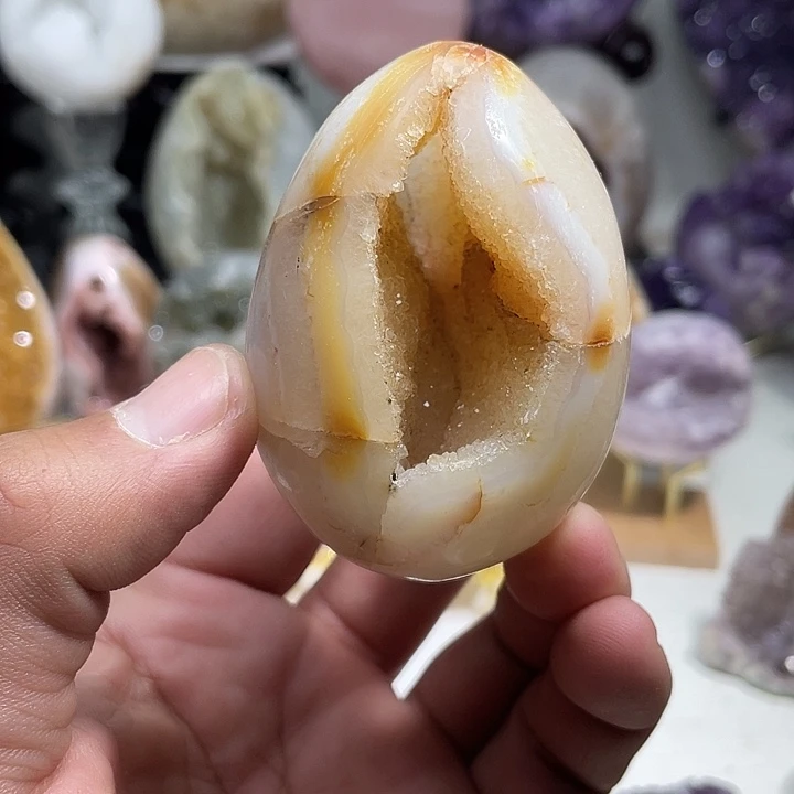 未镶嵌水晶珠宝半成品