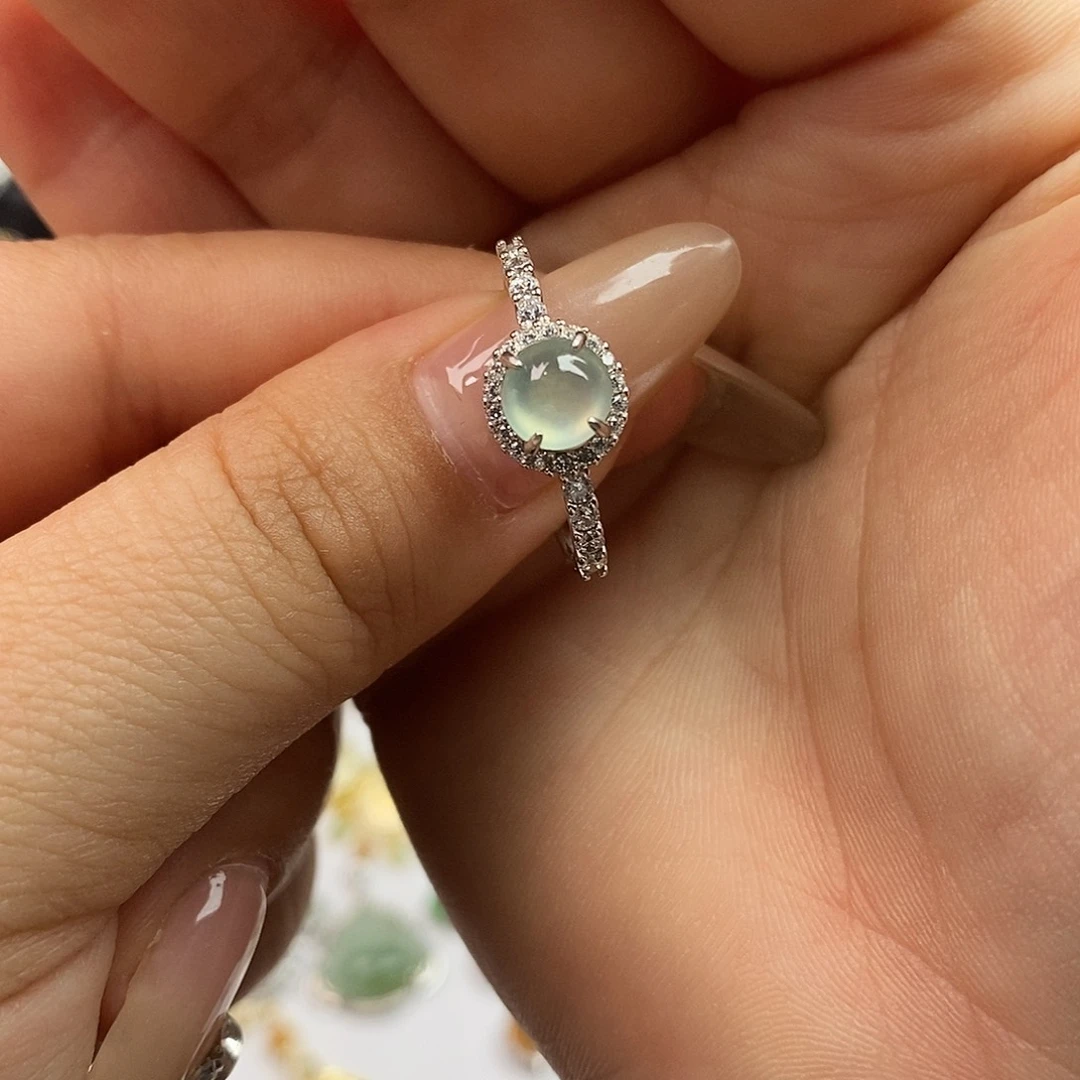 翡翠未镶嵌戒指翡翠