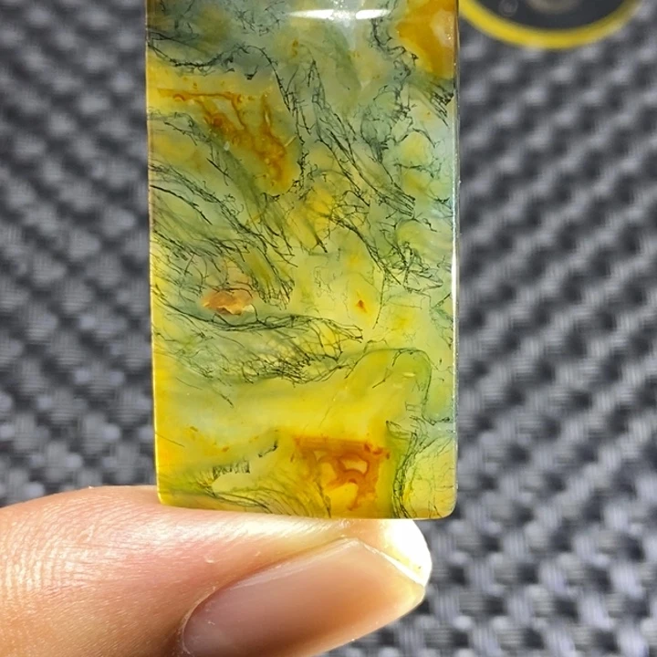 正***存玛瑙/玉髓未镶嵌玛瑙