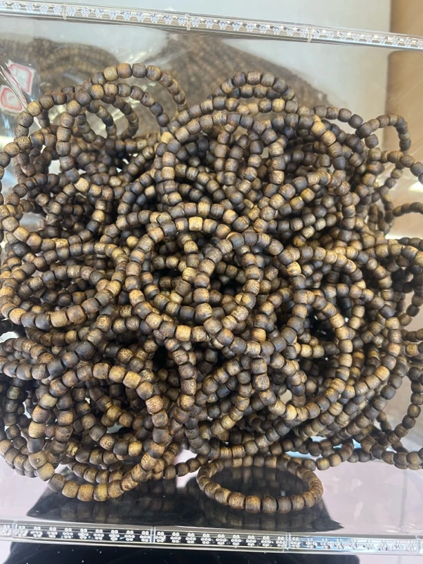 沉香棋楠沉香卡0.7鼓珠单圈手串