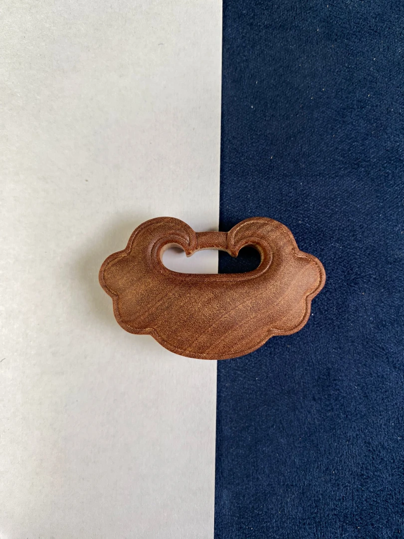 女生脖挂链精致工艺如意锁