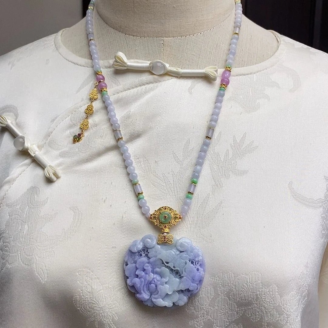 翡翠颈饰未镶嵌天然