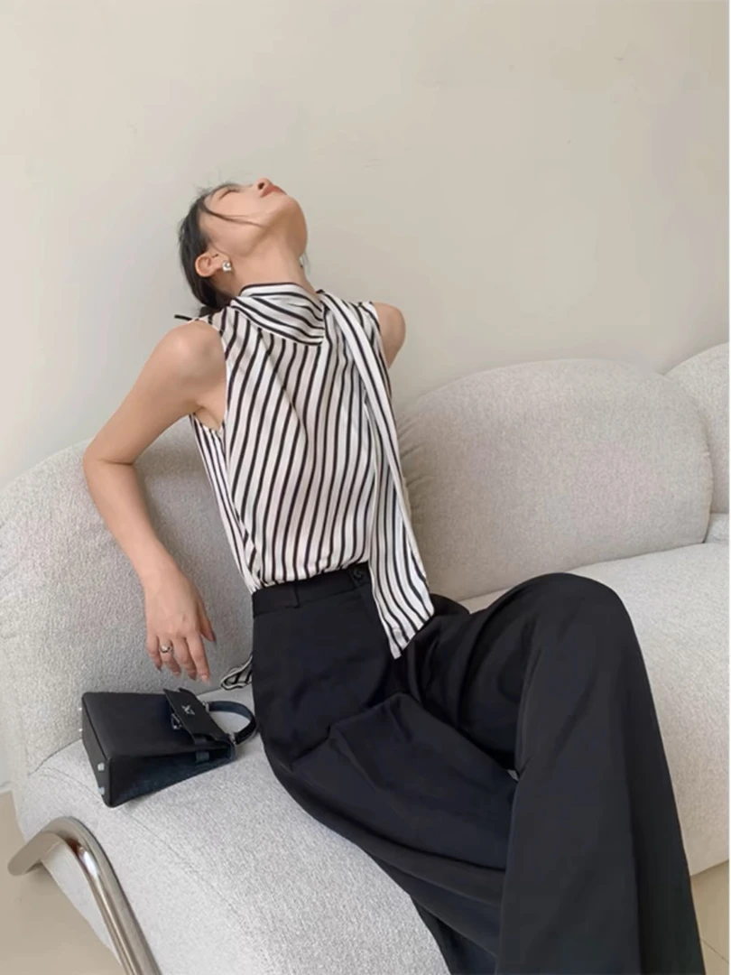 法式轻熟风条纹无袖背心女夏季新款设计感小众飘带领坎肩显瘦上衣
