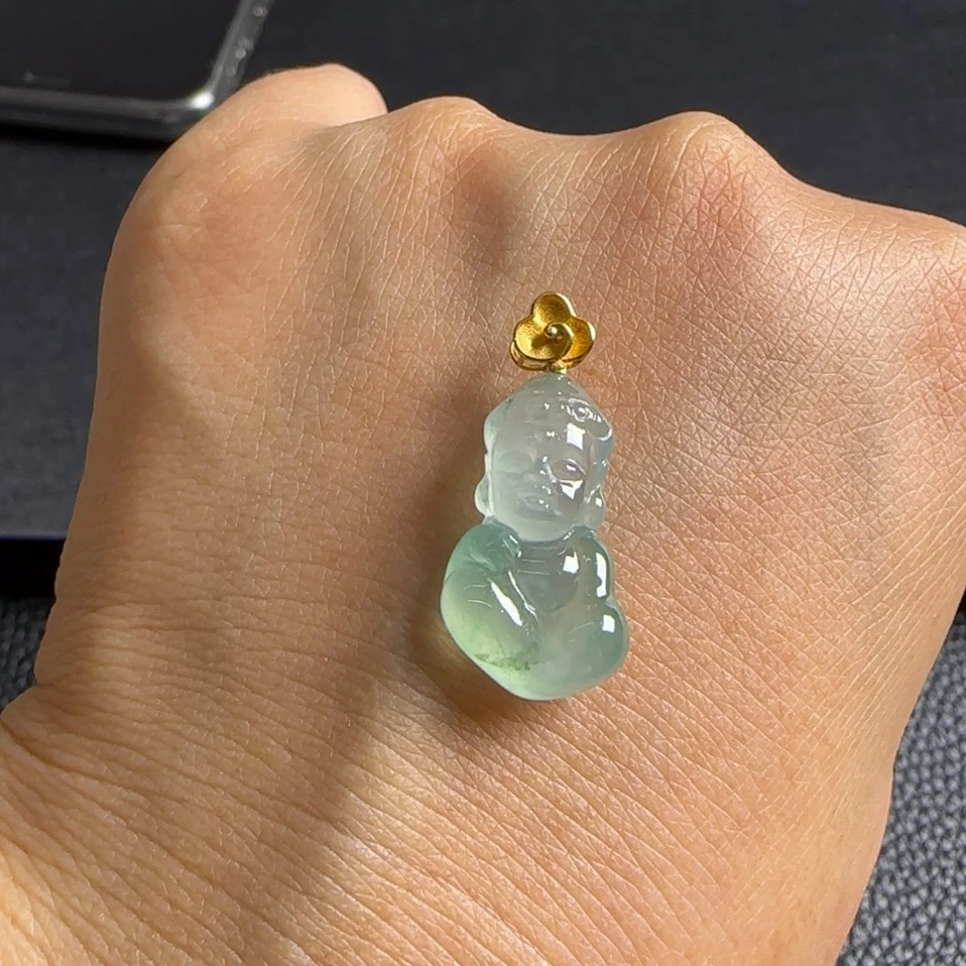 颈饰18K金镶嵌翡翠宝宝佛