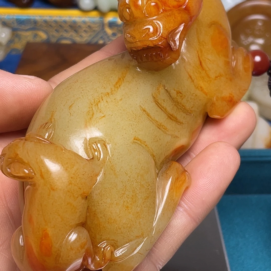一***牛未镶嵌和田玉挂件
