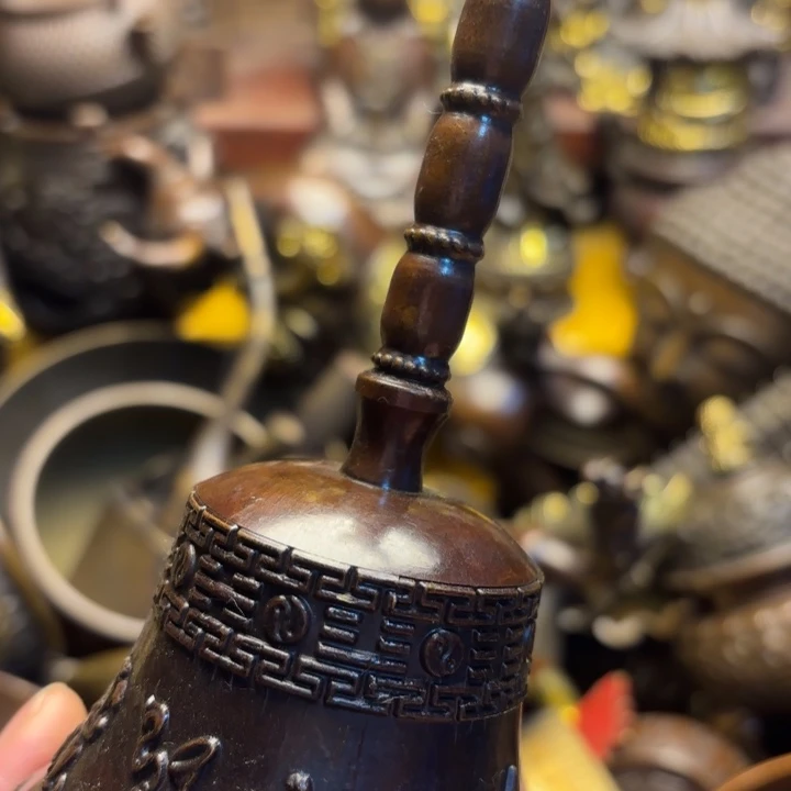 铜器摆件    点击下单