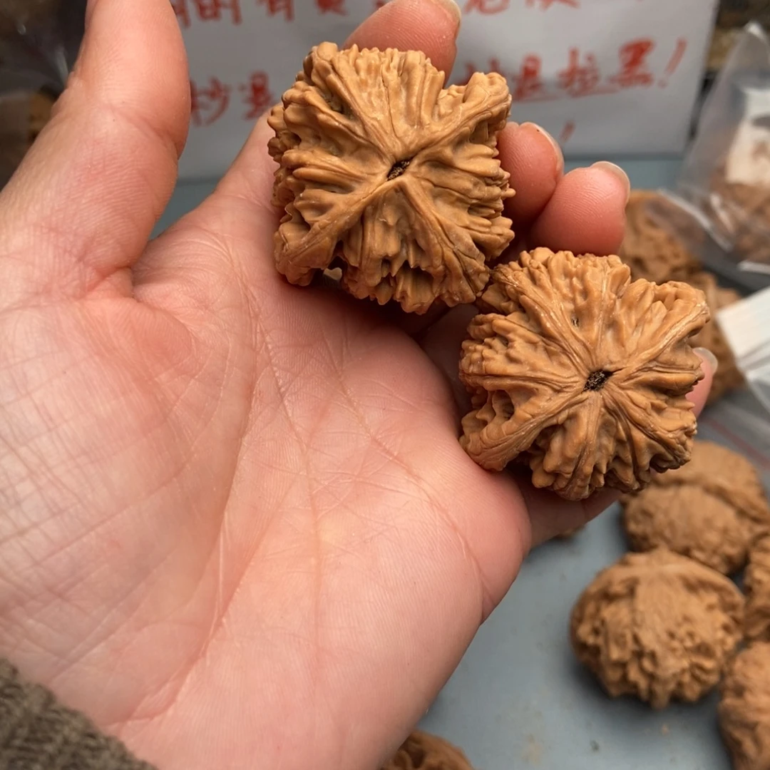 文玩核桃吊坠铅*虎头29