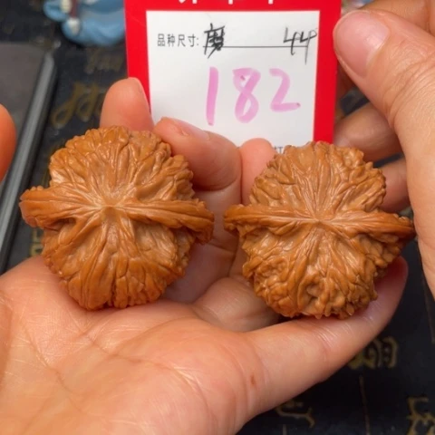 吊坠文玩核桃文玩了一