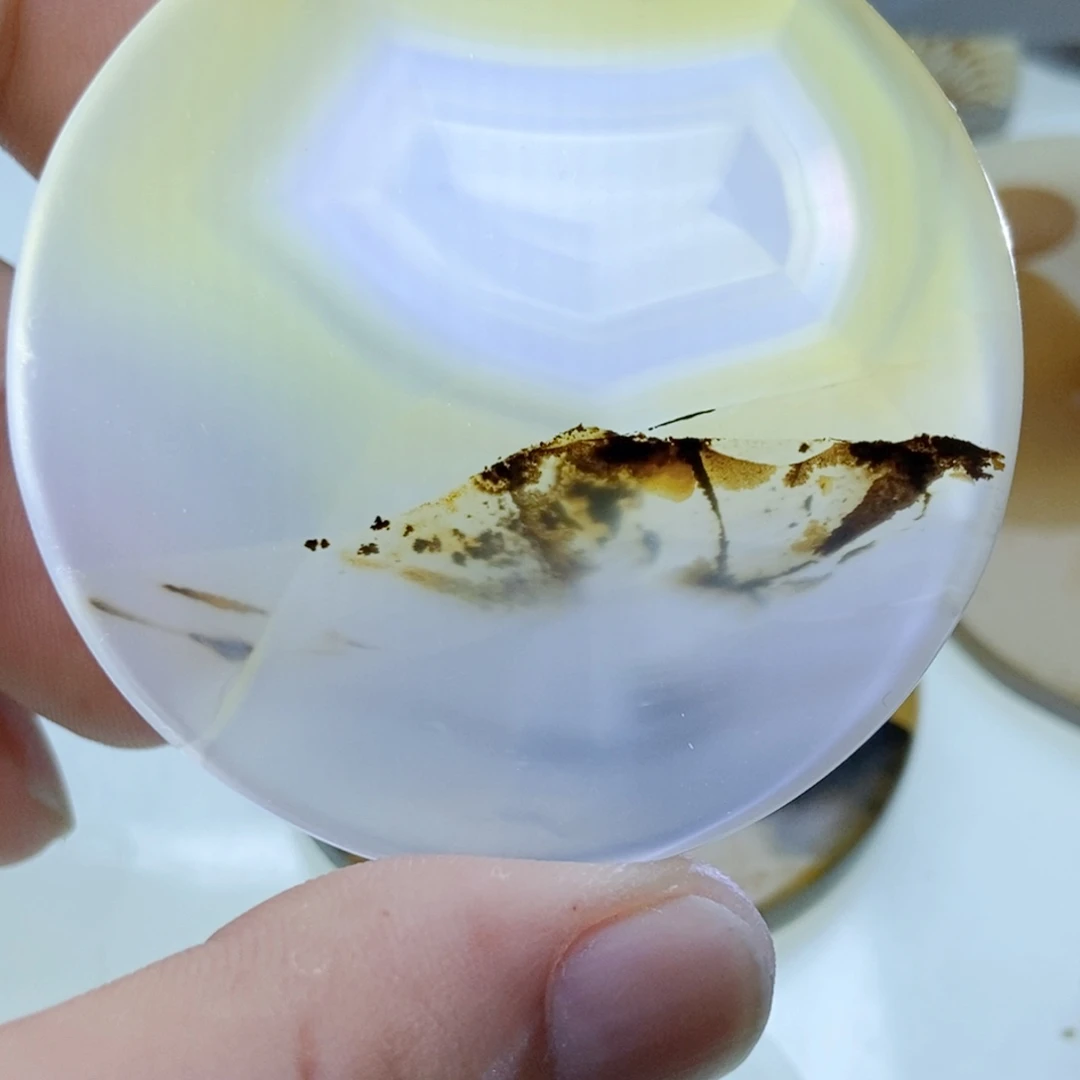 【闪购商品】玛瑙/玉髓颈饰未镶嵌葡*?