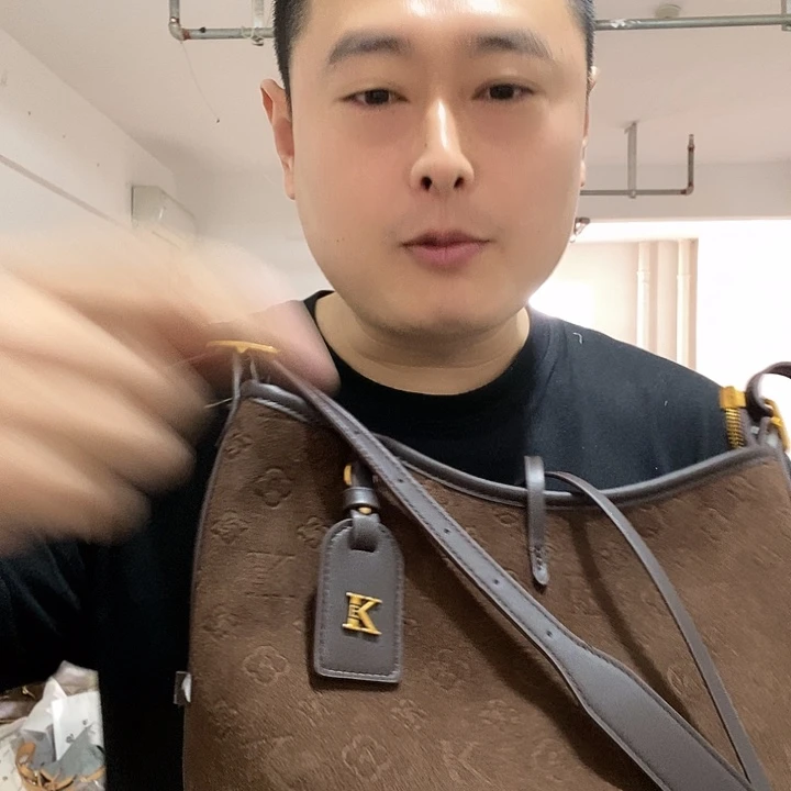 蚕丝黄牛皮（革）麂皮（革）