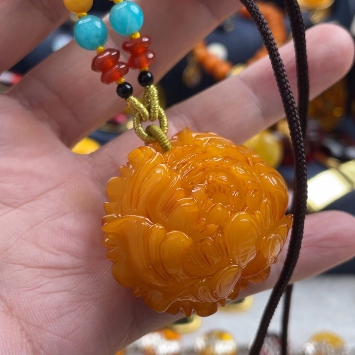 蜜蜡吊坠(赠链)未镶嵌行*
