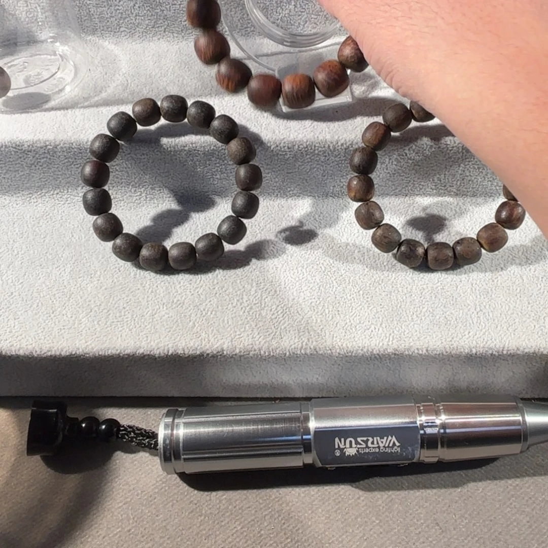 s****木质非金属印贡1516血珀龙鳞360°