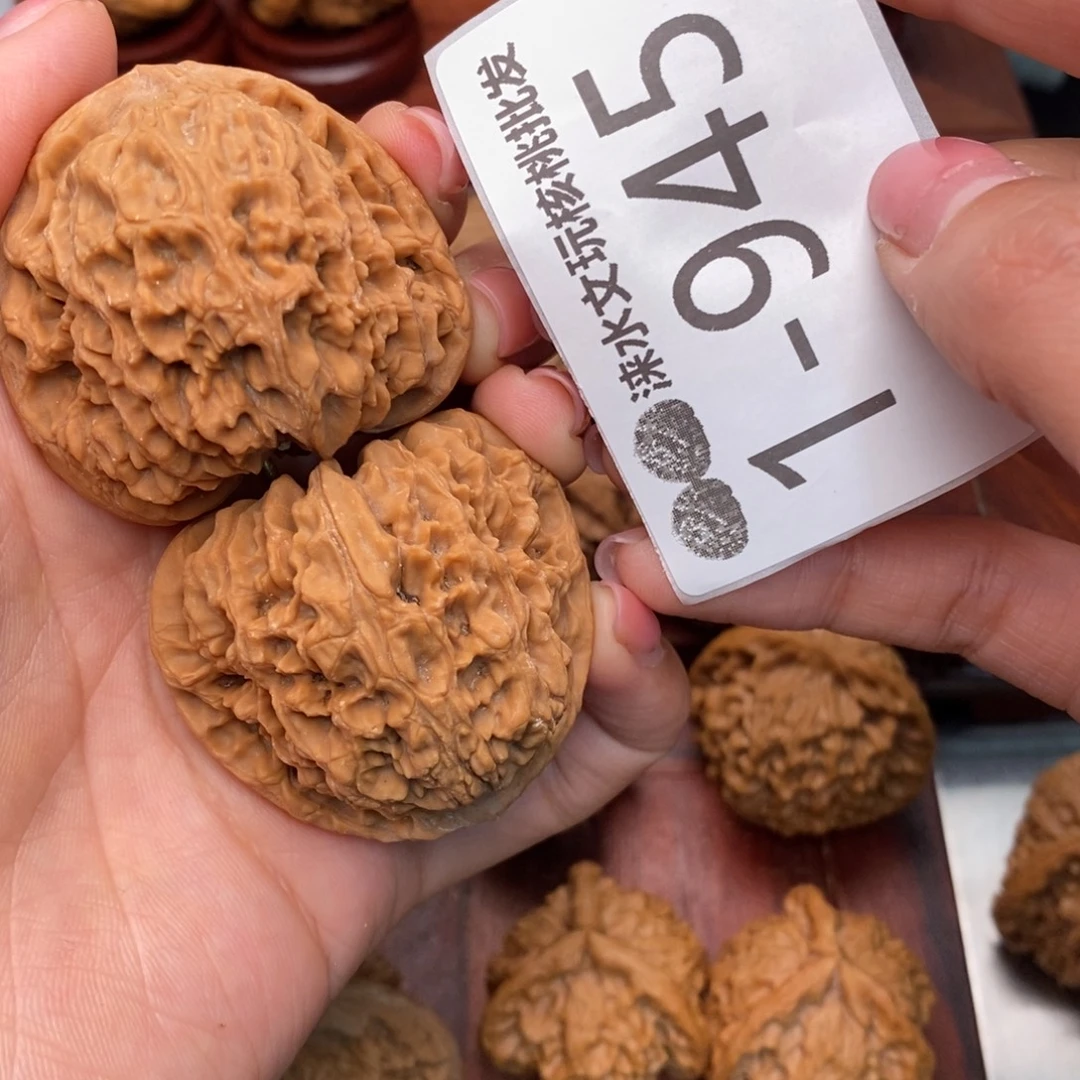 北***媒文玩核桃把件44南疆