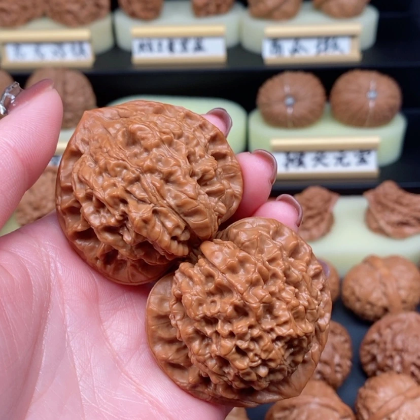 【闪购商品】文玩核桃吊坠Y****z官帽