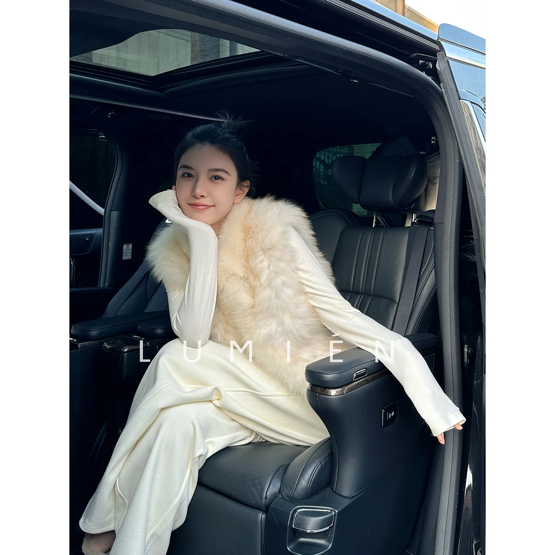 【LUMIEN 新品】时尚轻奢风叠穿百搭无袖设计狐狸毛马甲LX5LHH331