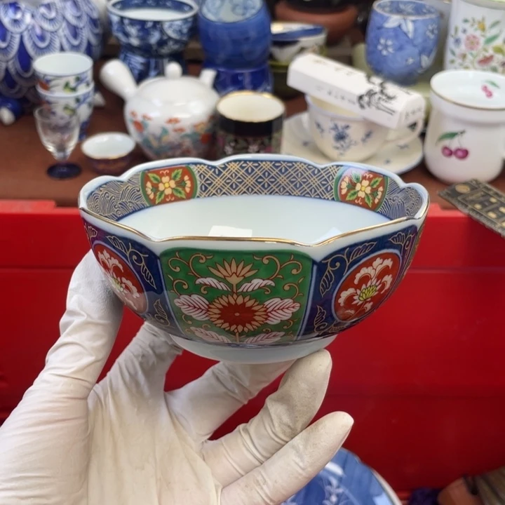 他家瓷器真美…开播了