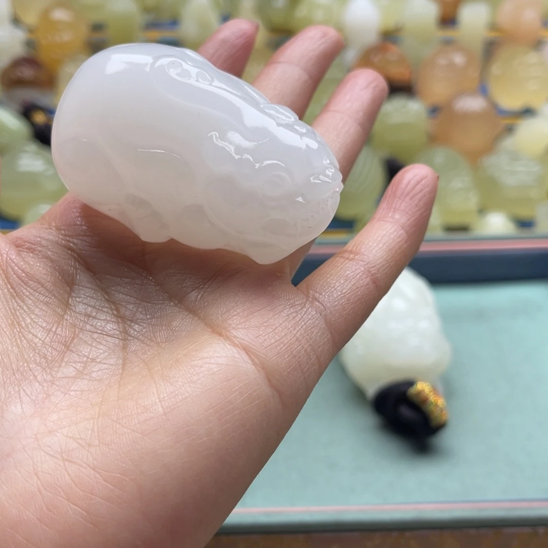 *****天然雕刻桌面小摆件