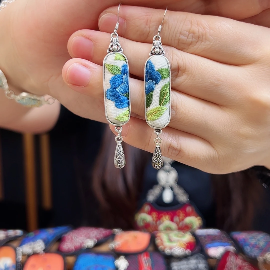 黄铜925银布艺手工刺绣