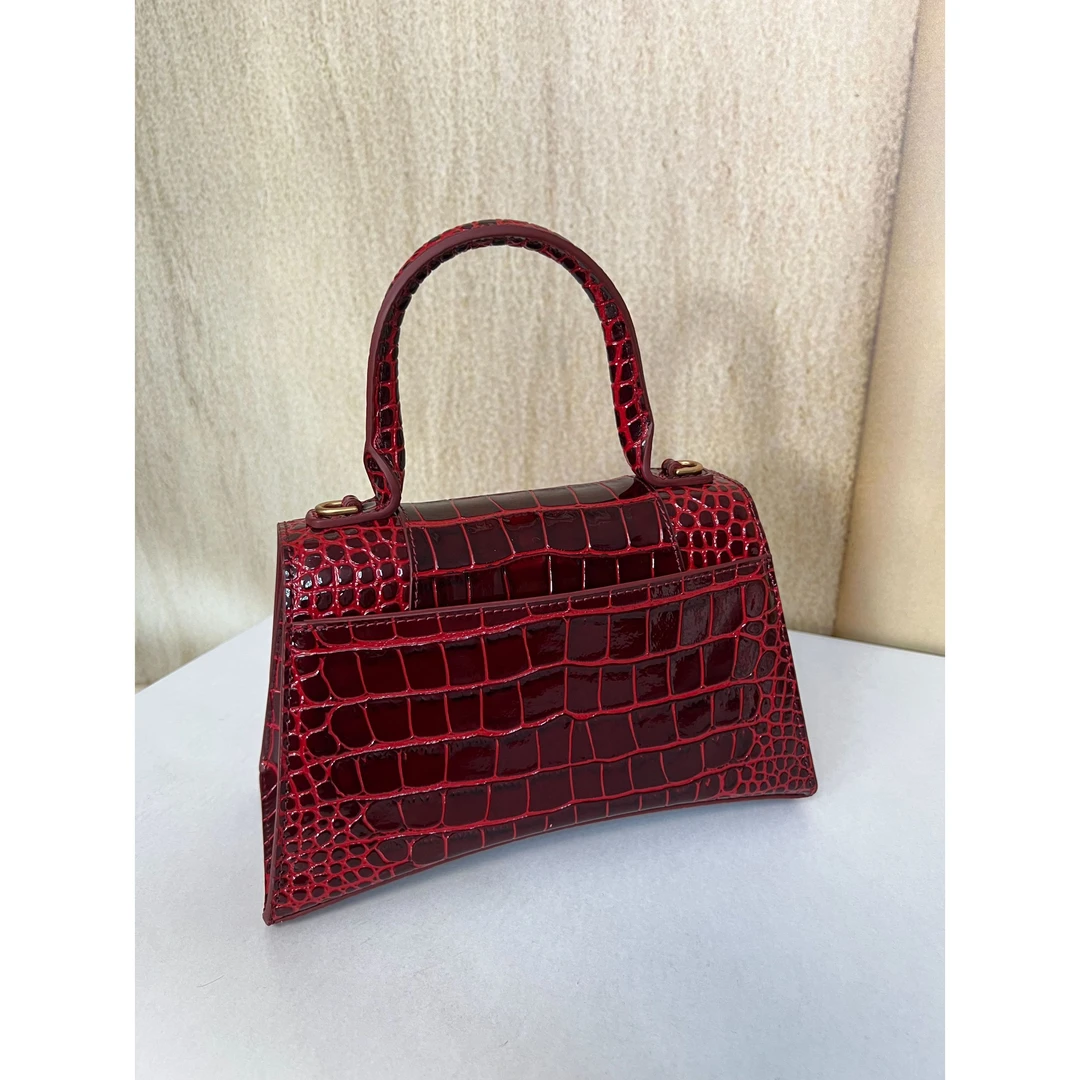 TOLEX2025新款手工女包沙时尚百搭红色