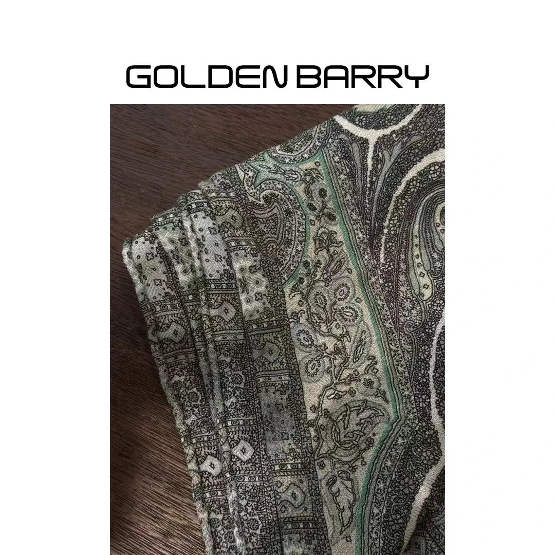 GOLDENBARRY|613011“烟青流纹”复古纹理丝毛方巾