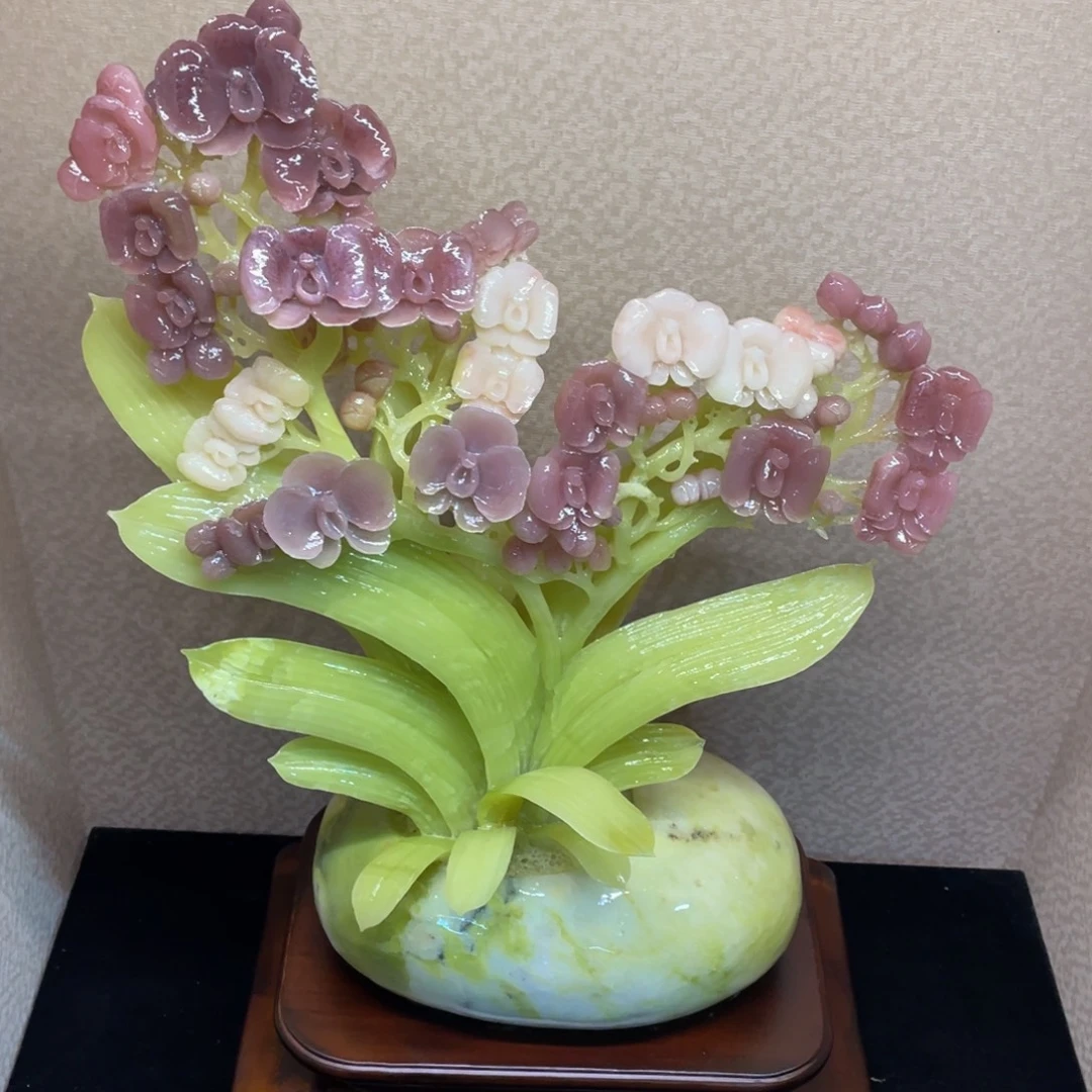 蛇纹石玉未镶嵌摆件