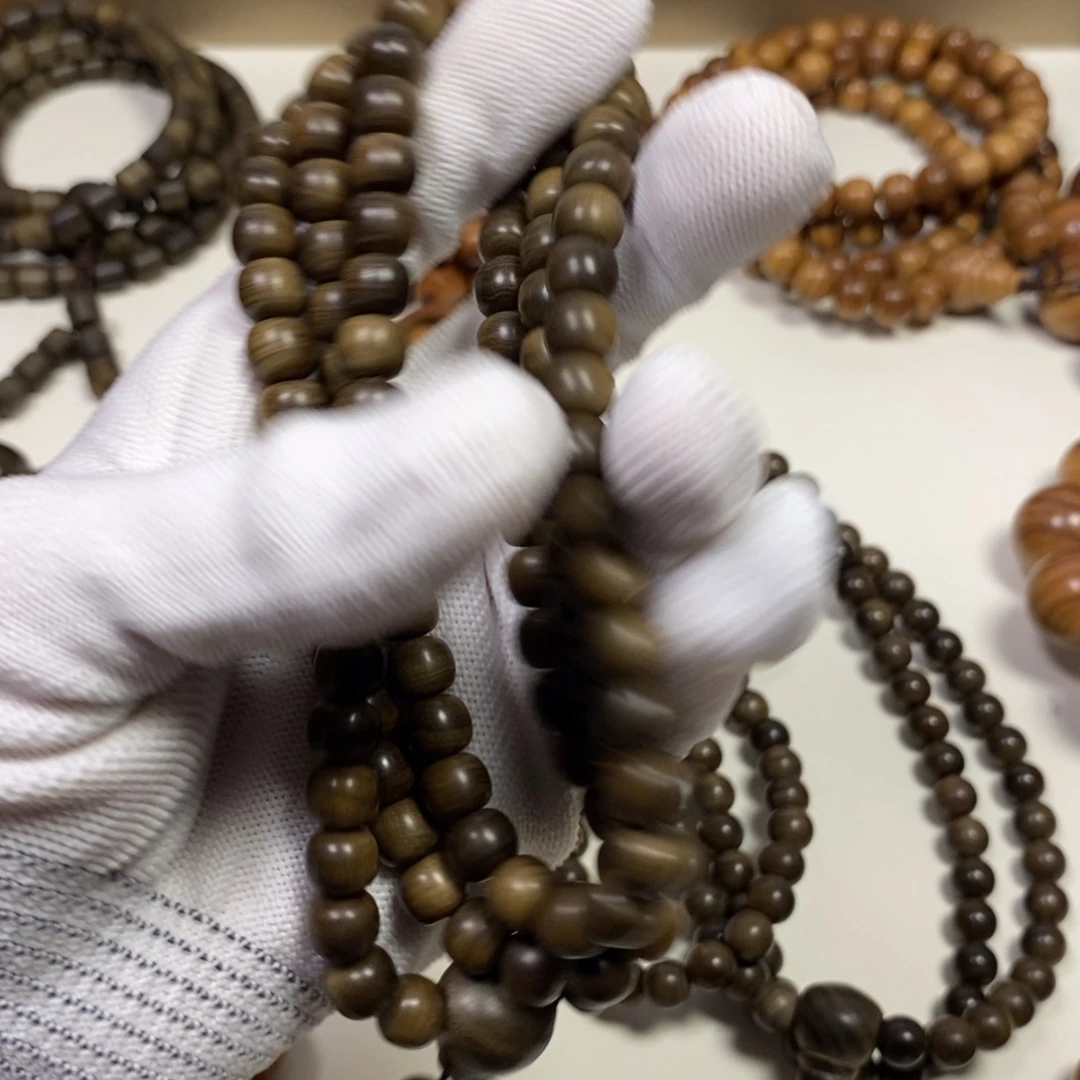 l***k檀香木老山檀香78水阴沉奶香