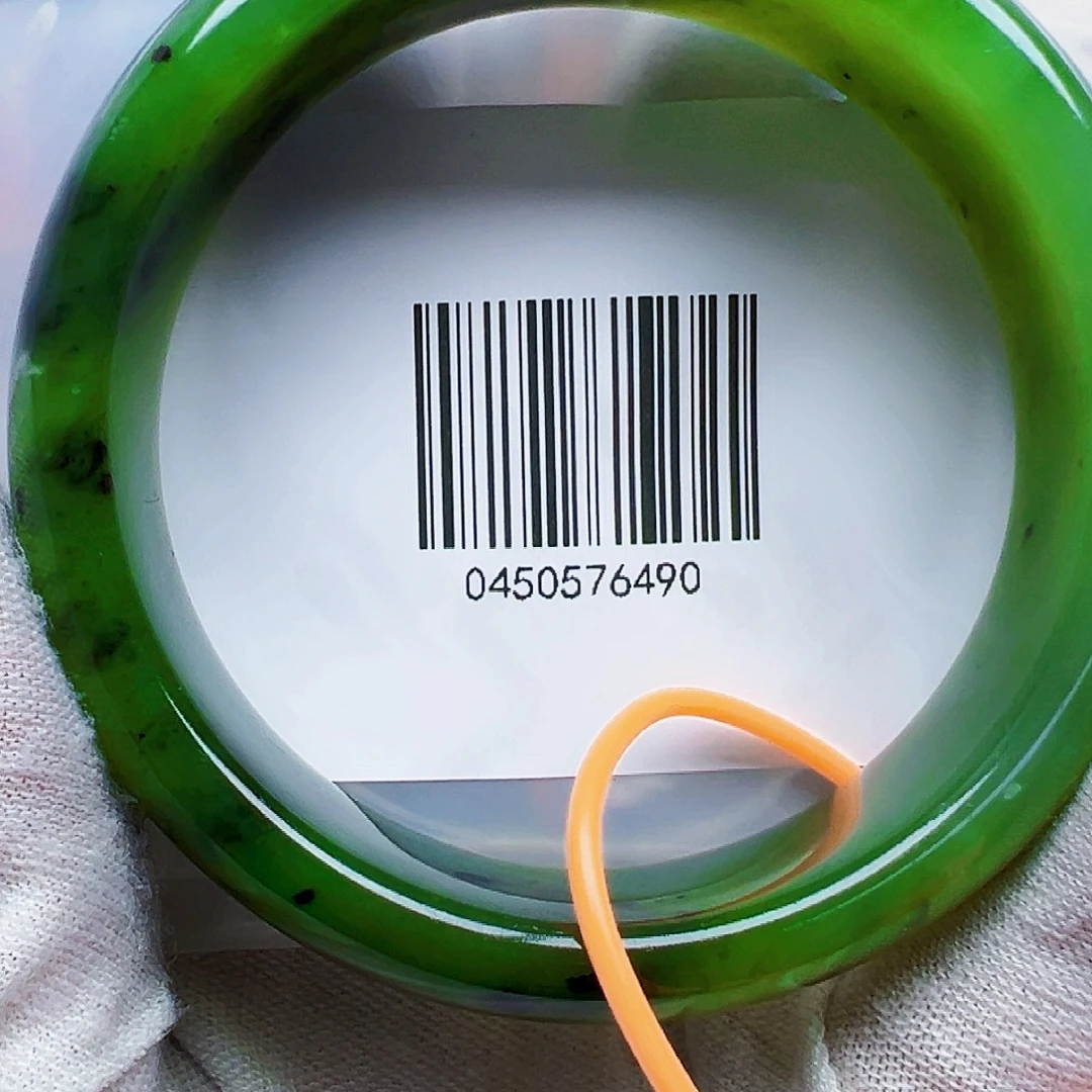 纤***丝和田玉未镶嵌手镯